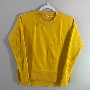Gap crewneck T-shirt